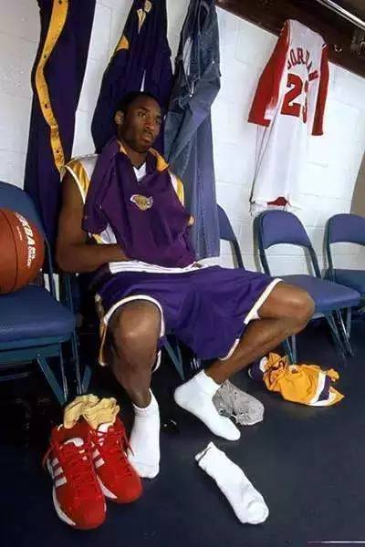 珍贵至极! nba10年老球迷都可能没看过的的罕见老照片