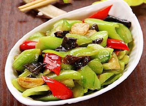 青红椒木耳蚝油炒丝瓜