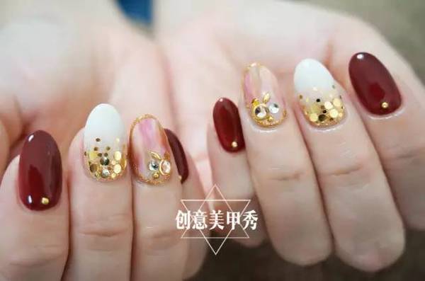 怎么样才可以让妈妈带我去做美甲 a95dcn807503418412.jpeg