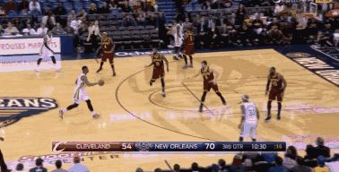 喜欢,点赞哦~ 【篮球帝】微信最全篮球gif图库 长按下方二维码,识别