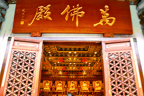 雾中参拜香港大屿山宝莲寺天坛大佛-旅游频道-手机搜狐