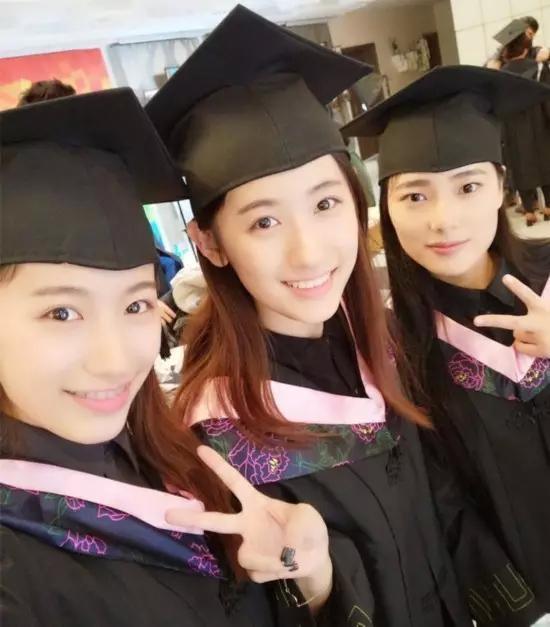 刷新名校记录的双胞胎美女学霸!