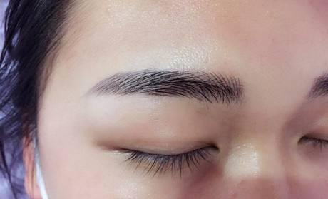 擦维生素E长睫毛容易长脂肪粒 长睫毛这个方法好-时尚频道-手机搜狐