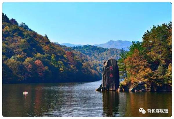 木兰天池 木兰天池风景区位于武汉市黄陂区境内,距武汉城区周边仅49