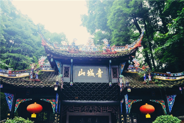 5.青城山