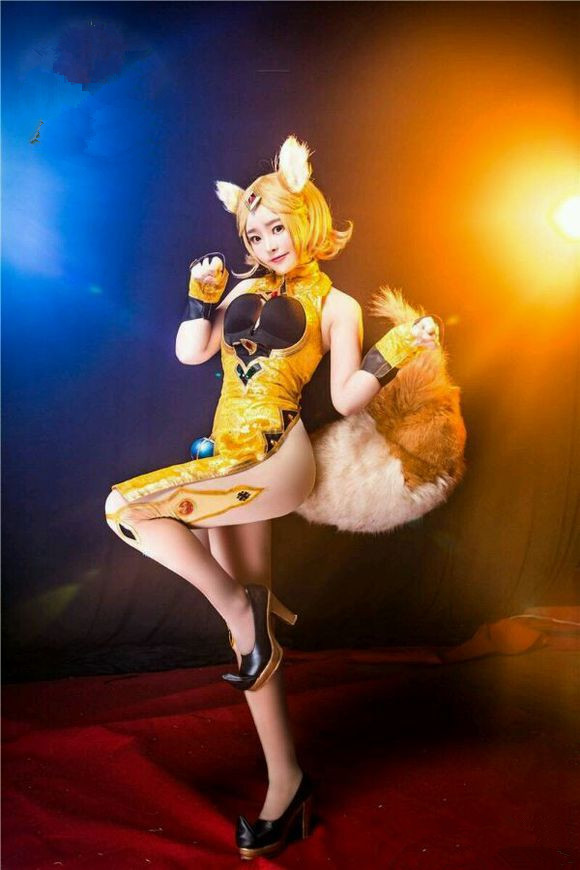 满屏全是大长腿王者荣耀美女cosplay鉴赏