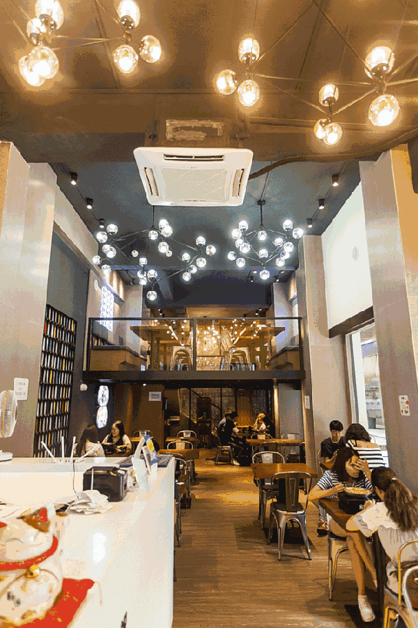 正爆台式火锅,38元初体验,台妹明星也疯狂!这样诱人的