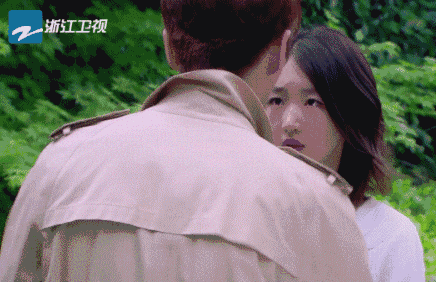 陈晓怎么那么会调情?陈妍希受不了周冬雨无招架力