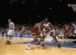 看看真正的梦幻脚步有多可怕的杀伤力 奥拉朱旺当年的梦幻脚步可不是