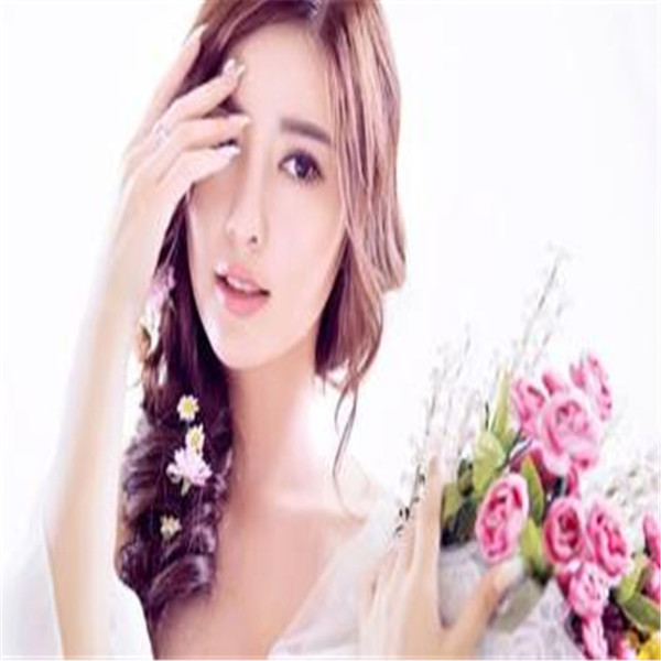 和已婚女人暧昧不清,我不愿伤害家人又舍不得她