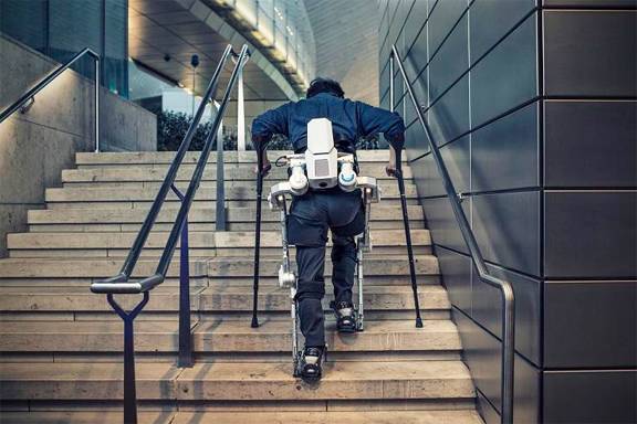 下次去北京的地铁站爬楼梯时,一定带一台可穿戴机器人助力