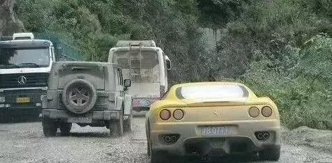 西藏自驾游小轿车"能去"吗?