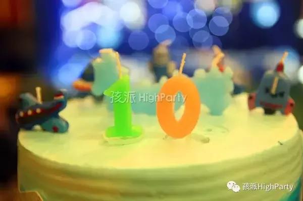 蓝色星空主题生日趴图片