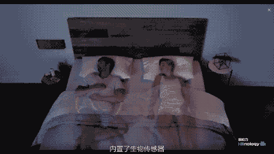 智能床采用了双床垫设计, 在左右半区各自安装了传感器.