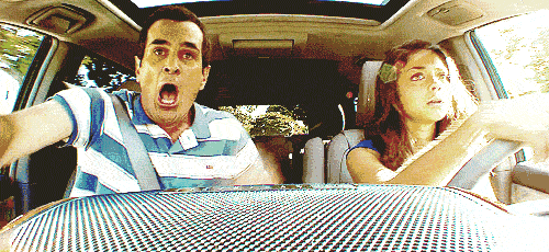 他说:老司机你知道吗,我们交警最不愿意拦的就是女司机.我:为啥?