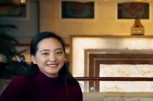 图为第一位参加"西藏普姆"活动的美拍红人索朗德吉,特长是配音和搞笑