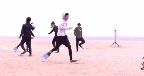 吴磊最近参加综艺节目简直是一股小旋 !!