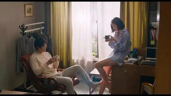 一个韩国电影,女的是推销男人的专门勾引买房子的房子通缉犯电影图片