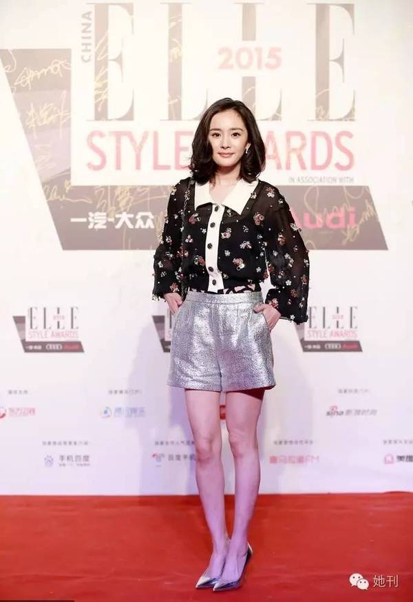 杨幂还是那个杨幂,但从此踏上时尚辣妈少女的不归路!