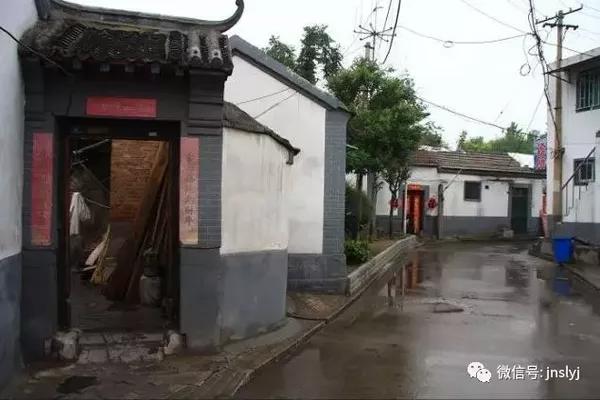 讲述济南老街巷的故事:辘轳把子街