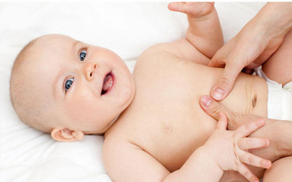 婴儿几个月开始不抓自己脸 a0a67i9481113193542.jpg