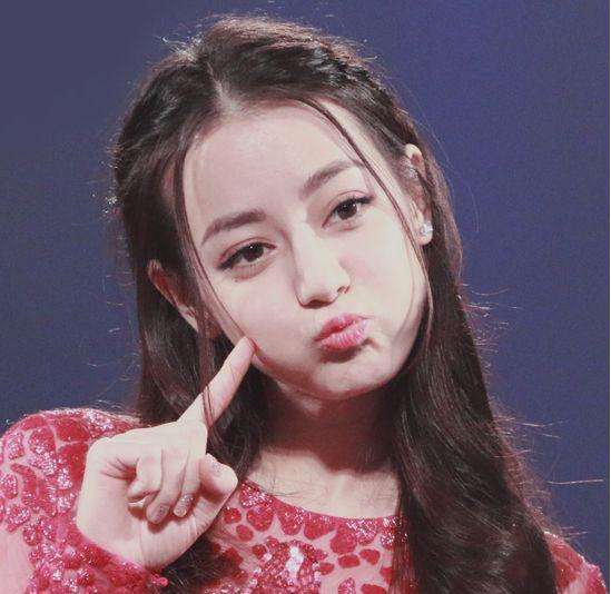 迪丽热巴真空凸头