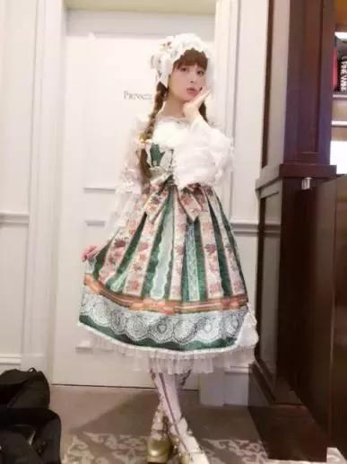 以简洁风著称的gothic lolita代表boz countryside 田园风lolita