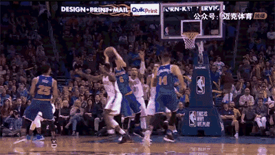14个篮板和12次助攻 威少本赛季第27次三双 超越
