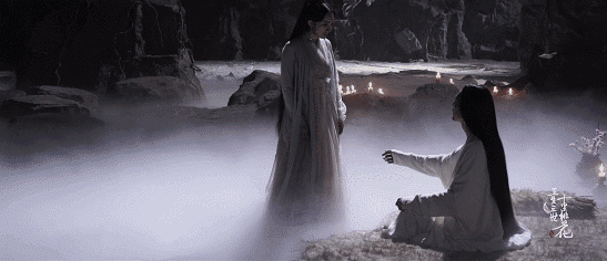 白浅太惨了!杨幂,赵又廷戏外又在淋雨吐血