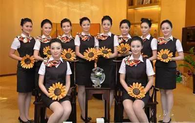 【图】中国五大银行定做工作服款式图片-由米定制