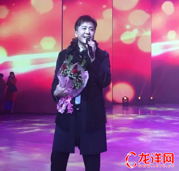 汇川娱乐大舞台新一轮演出 著名歌手毛宁来遵献唱
