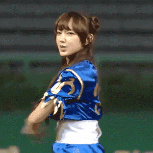 春丽头妹子程潇走红, 我就问你美不美?