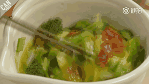 a8jxhr2707153998542.gif