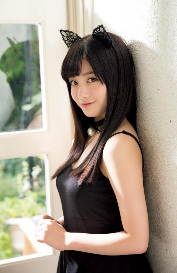 日本高级感的美女排行 a39g8a8430089794475.jpg