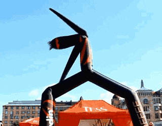 爆笑gif:这图我看了两个小时,两人还在互殴!