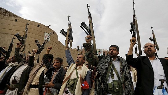 胡赛武装居然对沙特联军指挥部进行了斩首行动,造成包括沙特在也门最