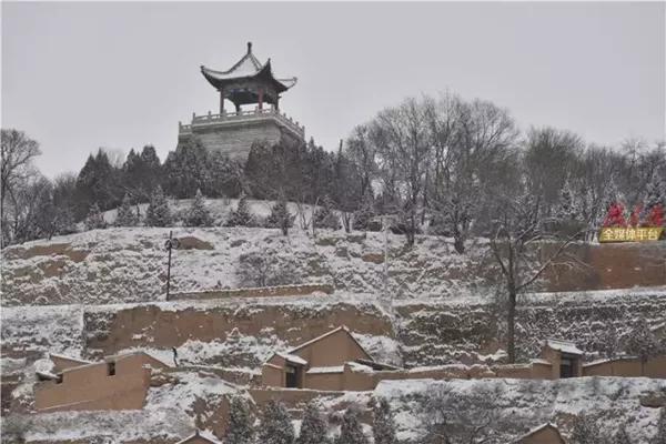 西峰区周祖广场 陇东报/掌中庆阳记者 巩大洲