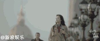 他拍的片子和他本人画风一样,很文艺也很清新.