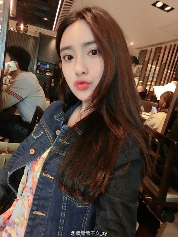 在剧中,孟子义甜美可爱,林允儿造型清雅秀丽,两个人同框出镜让网友们
