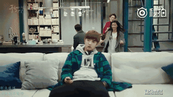 《蓝海》强行拉cp,泰吴竟然跟女二亲上不要他的鱼了!