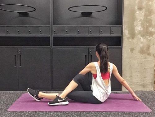 简单九个拉伸动作,让你告别跑步后的大粗腿