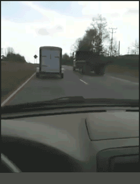 遇上车祸时,技术再好也比不上命大的