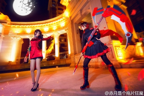 rwby完美高颜值女神cos,女王馨德和罗丝小天使!