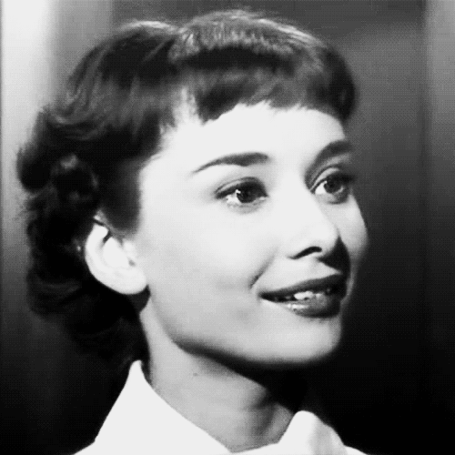 有的端庄,有的典雅,有的秀丽,有的清纯,有的妖媚,可能不够漂亮,但是就