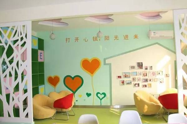 贯彻《意见》,服务大众——加强学校心理辅导室建设
