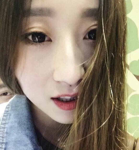 怎么才能让女朋友发自拍照 a78icw2137227331910.jpg