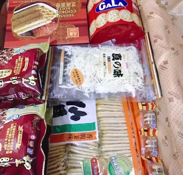 这个深圳人过年回来,打开行李箱后竟然发现