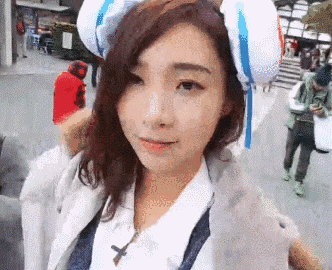 她曾是高考省状元,清华北大,最后却成了美女主播