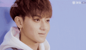 问黄子韬女朋友标准,喜欢平胸还是大胸,他竟然是这么答的!