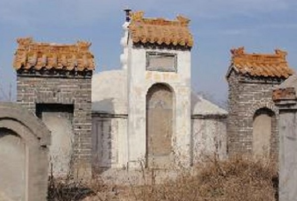 中原蒙古村传奇 始祖墓碑曾埋地300多年隐瞒身份